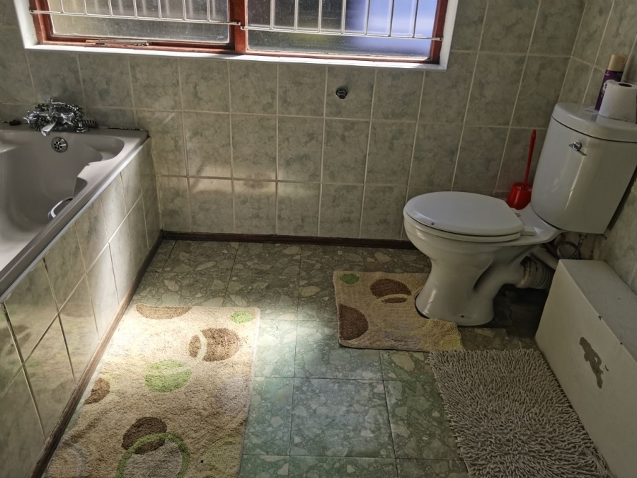 To Let 3 Bedroom Property for Rent in Sherwood Eastern Cape